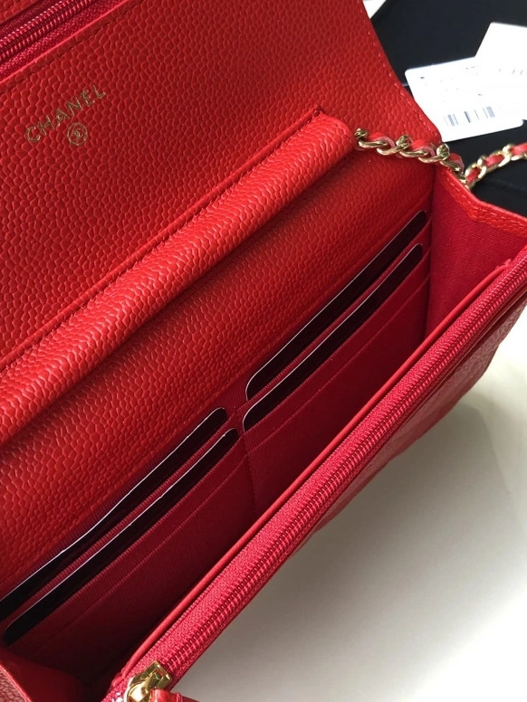 First Bag Ru CAVIAR GOLD CHAIN CHANEL WALLET WITH HARDWARE 0726